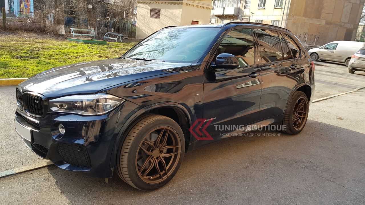 BMW X5 на 20" дисках Ferrada FR5 Matte Bronze фото 1